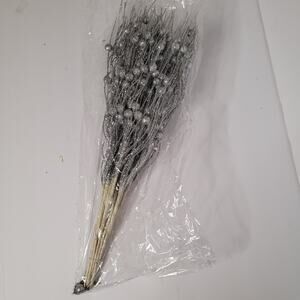 Silver Glitter Berry Stems - Holiday Home Decor Bundle